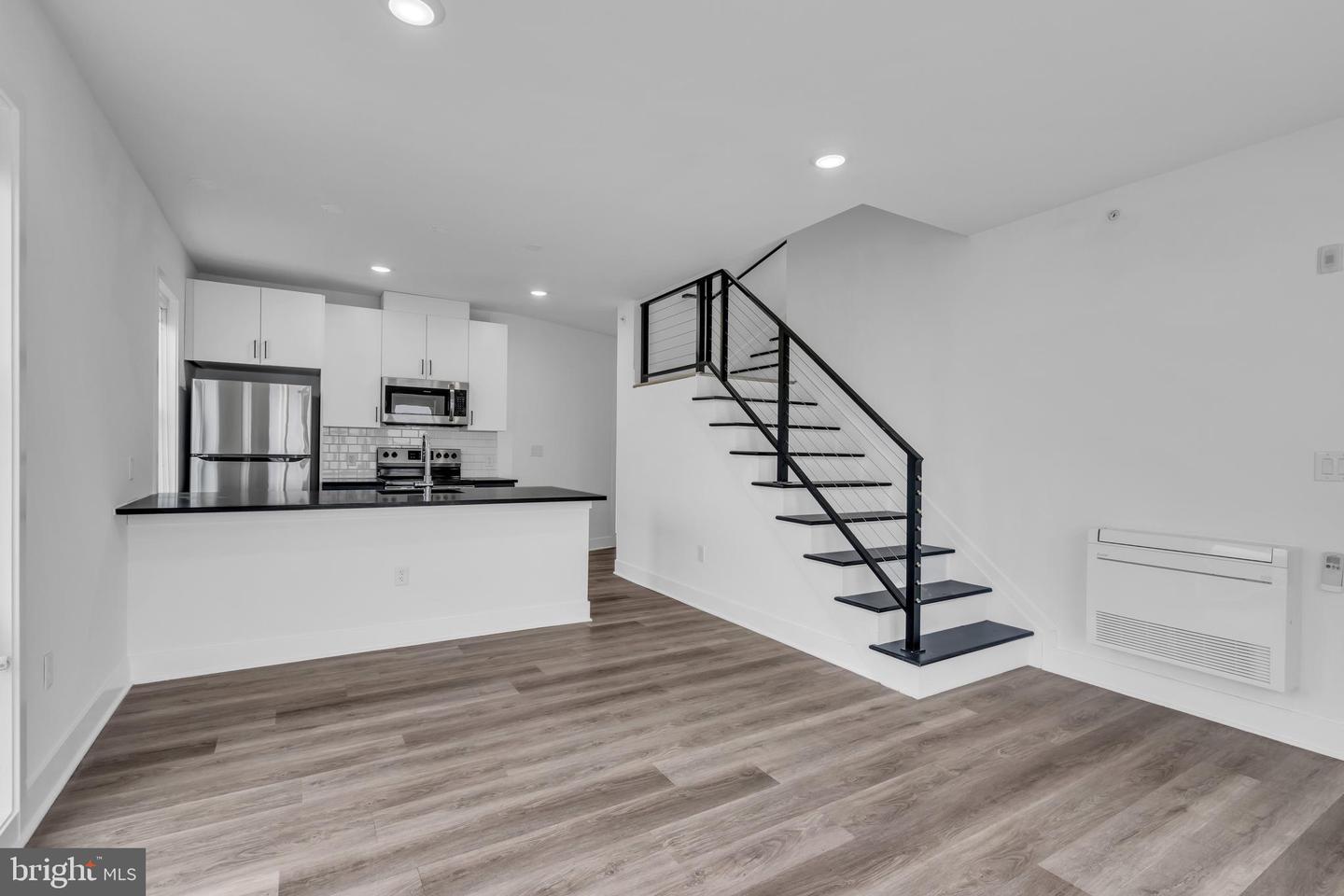 330 Cecil B Moore Ave #412 Property Photo 10