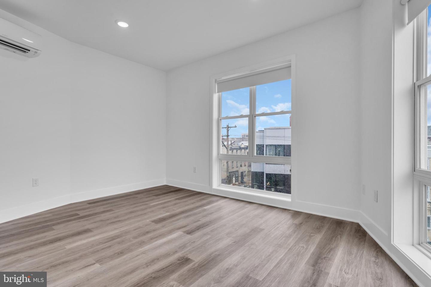 330 Cecil B Moore Ave #412 Property Photo 17