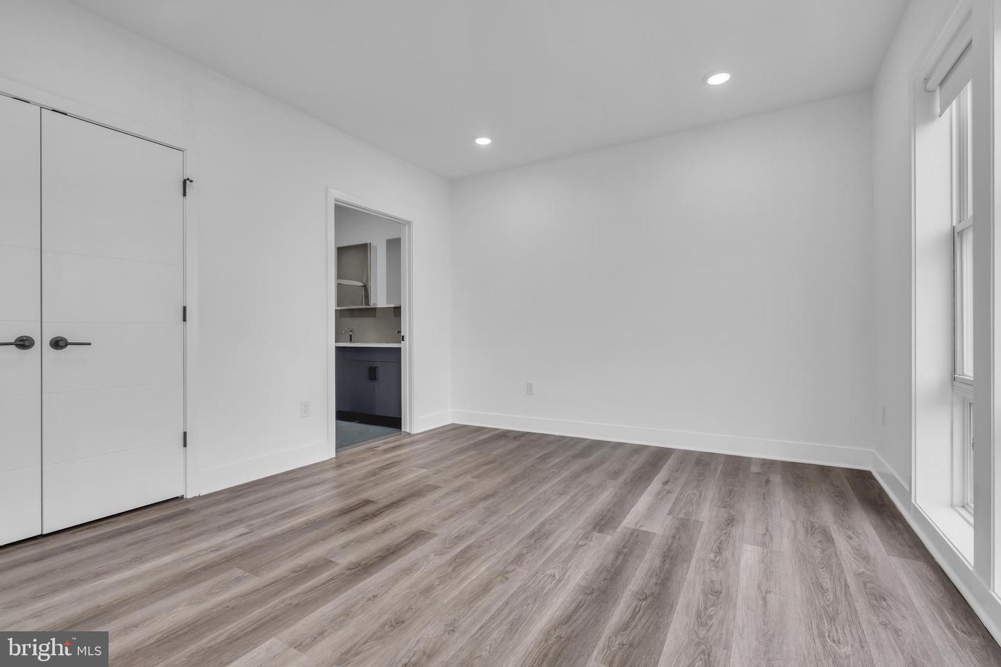330 Cecil B Moore Ave #412 Property Photo 18