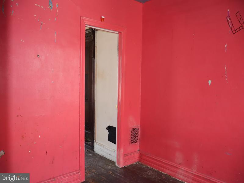 1731 N 25th St Property Photo 11