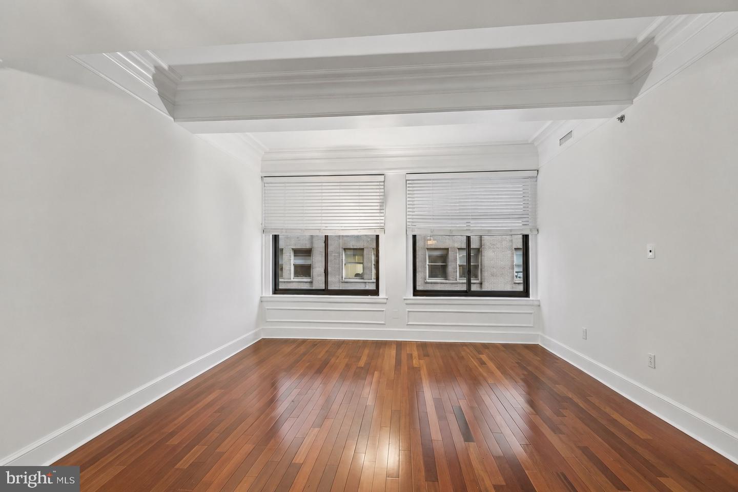 1500 Chestnut St #7d Property Photo 3