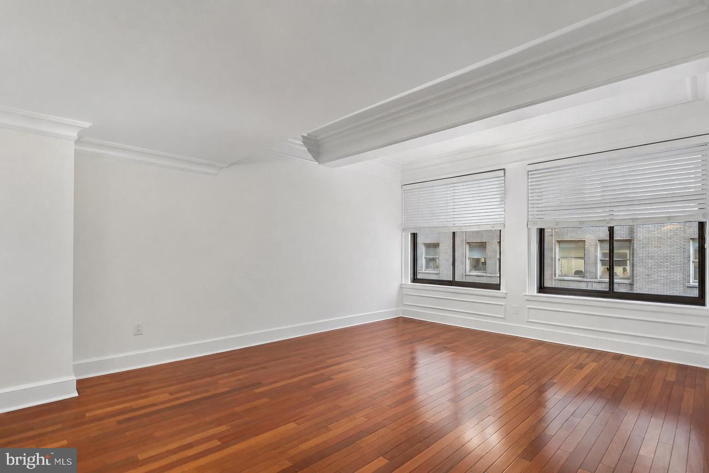 1500 Chestnut St #7d Property Photo 4