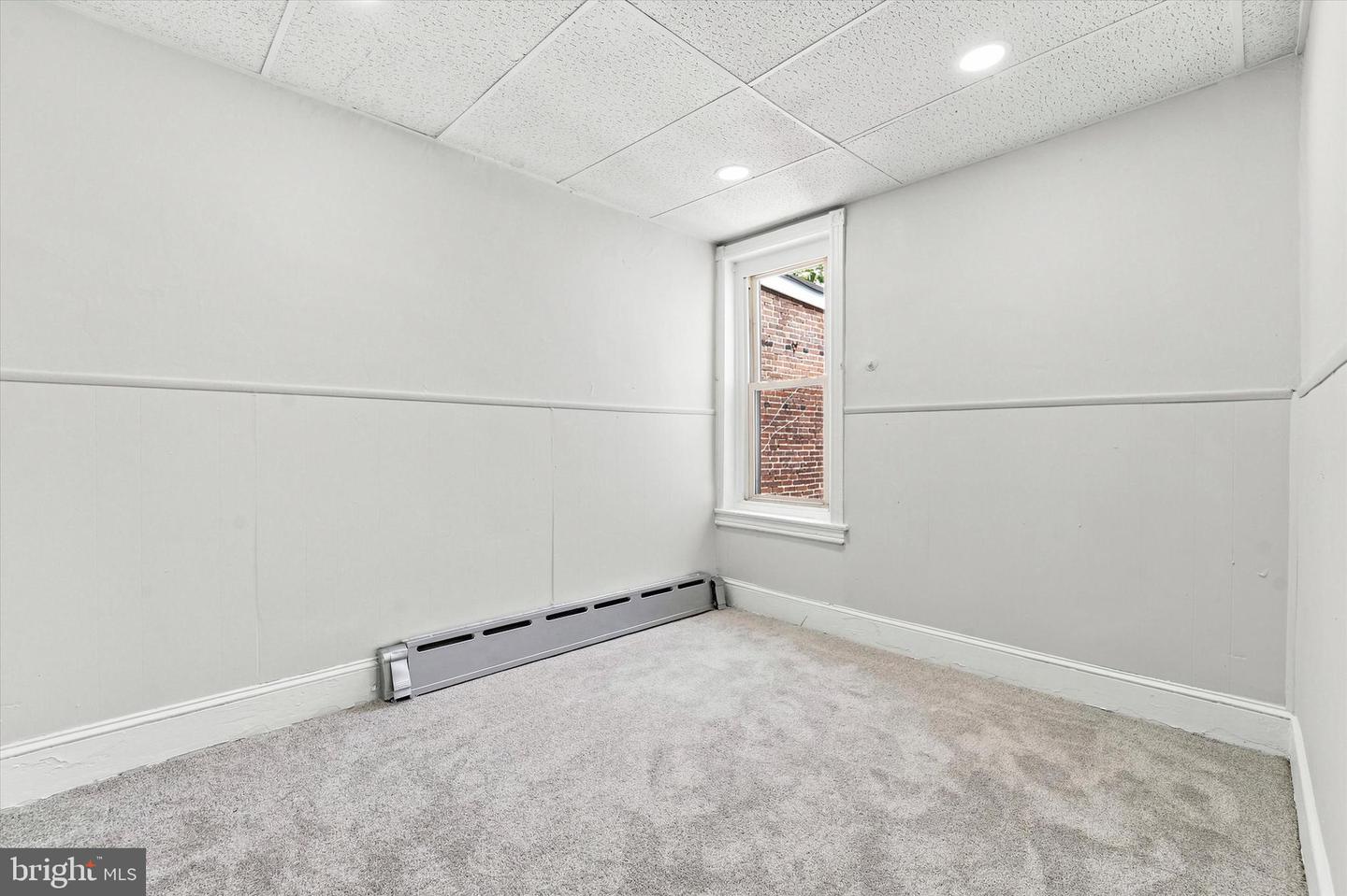 2217 Bonaffon St Property Photo 12