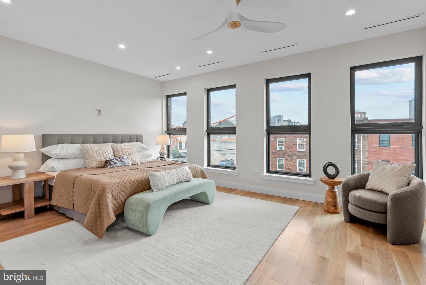 1100 Webster St #5 Property Photo 18