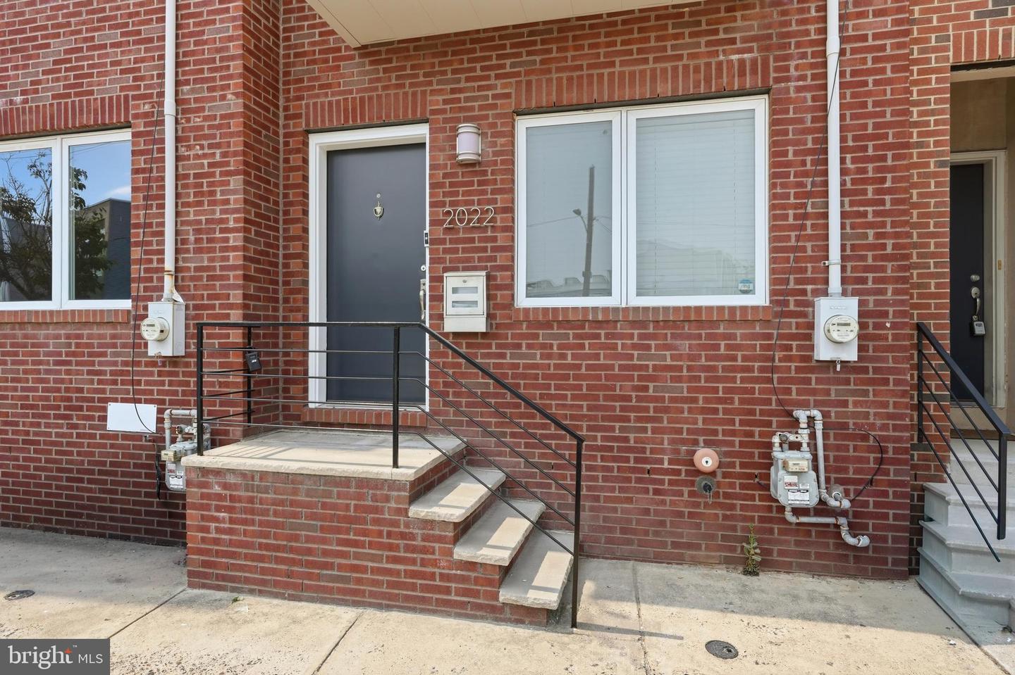 2022 Trenton Ave Property Photo 2