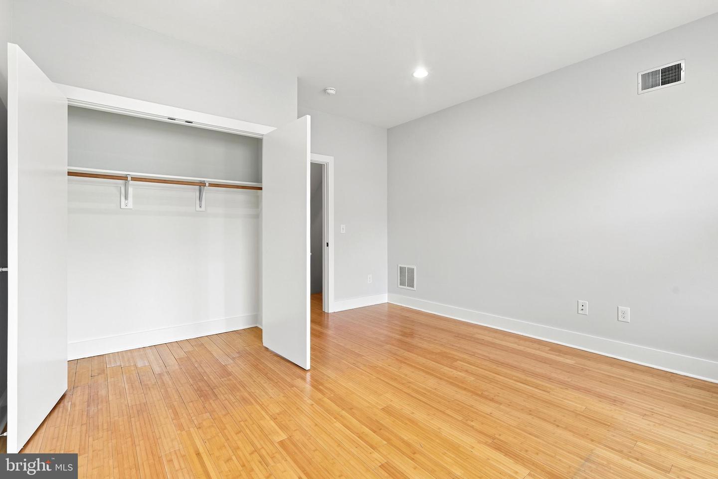 2022 Trenton Ave Property Photo 16