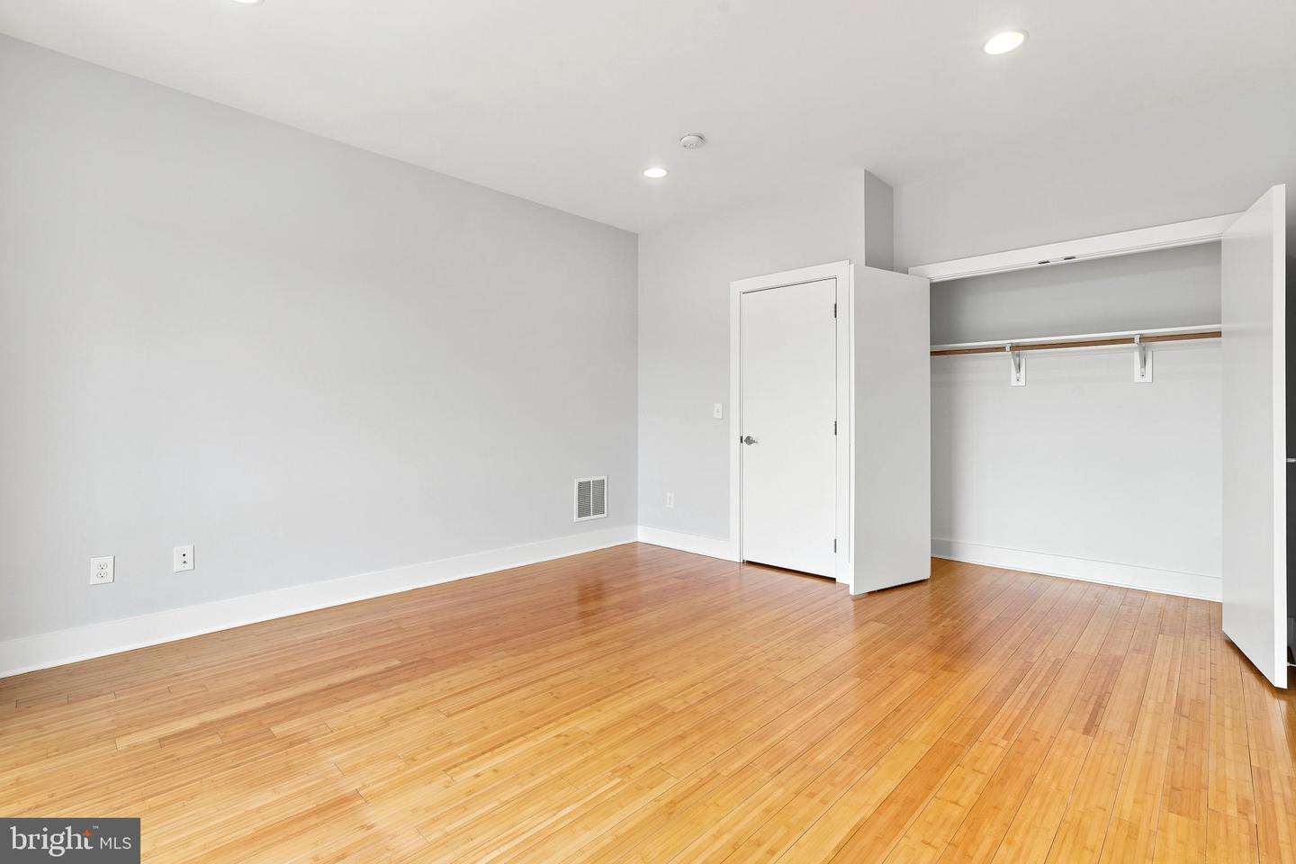 2022 Trenton Ave Property Photo 22