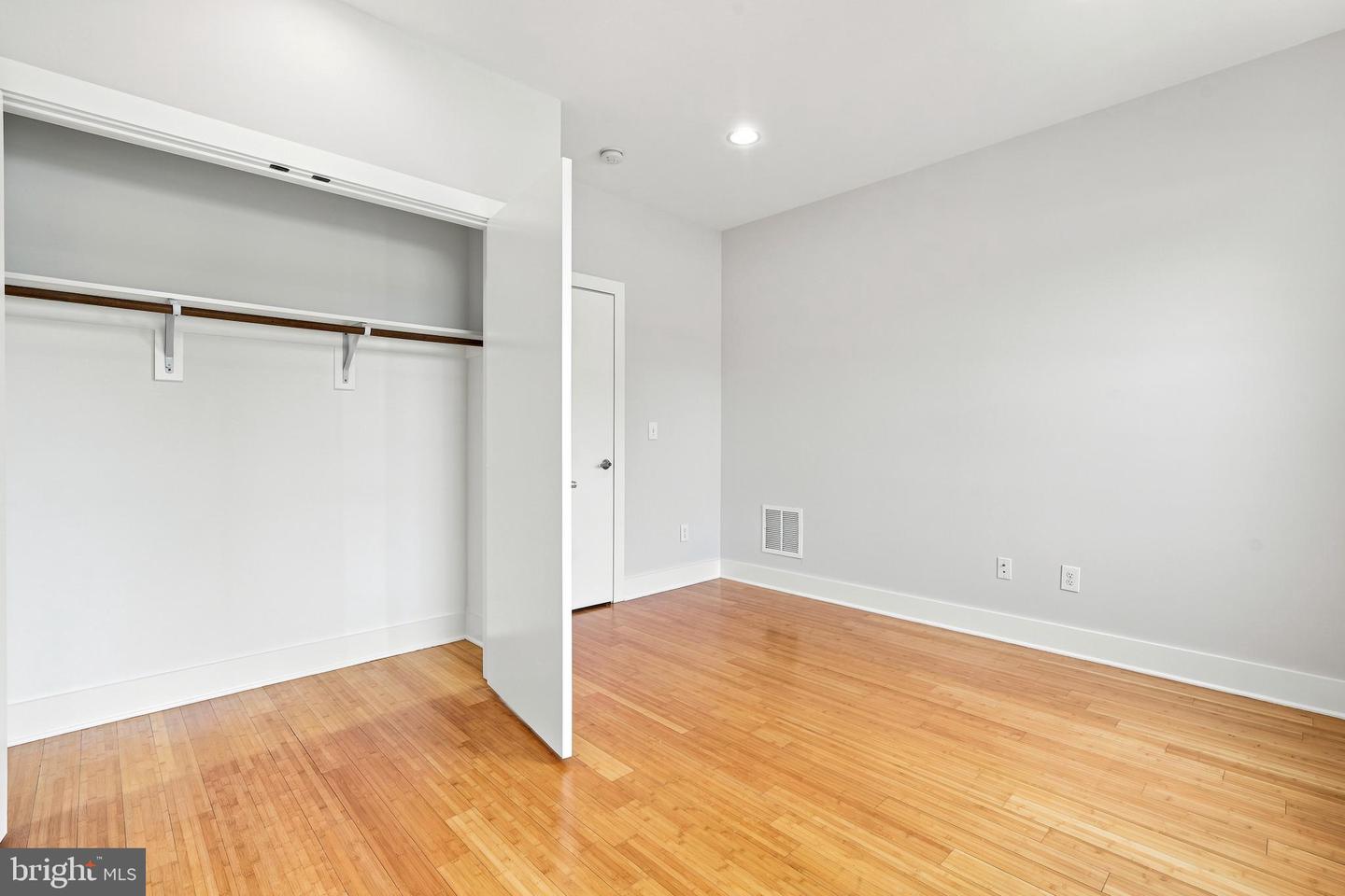 2022 Trenton Ave Property Photo 26