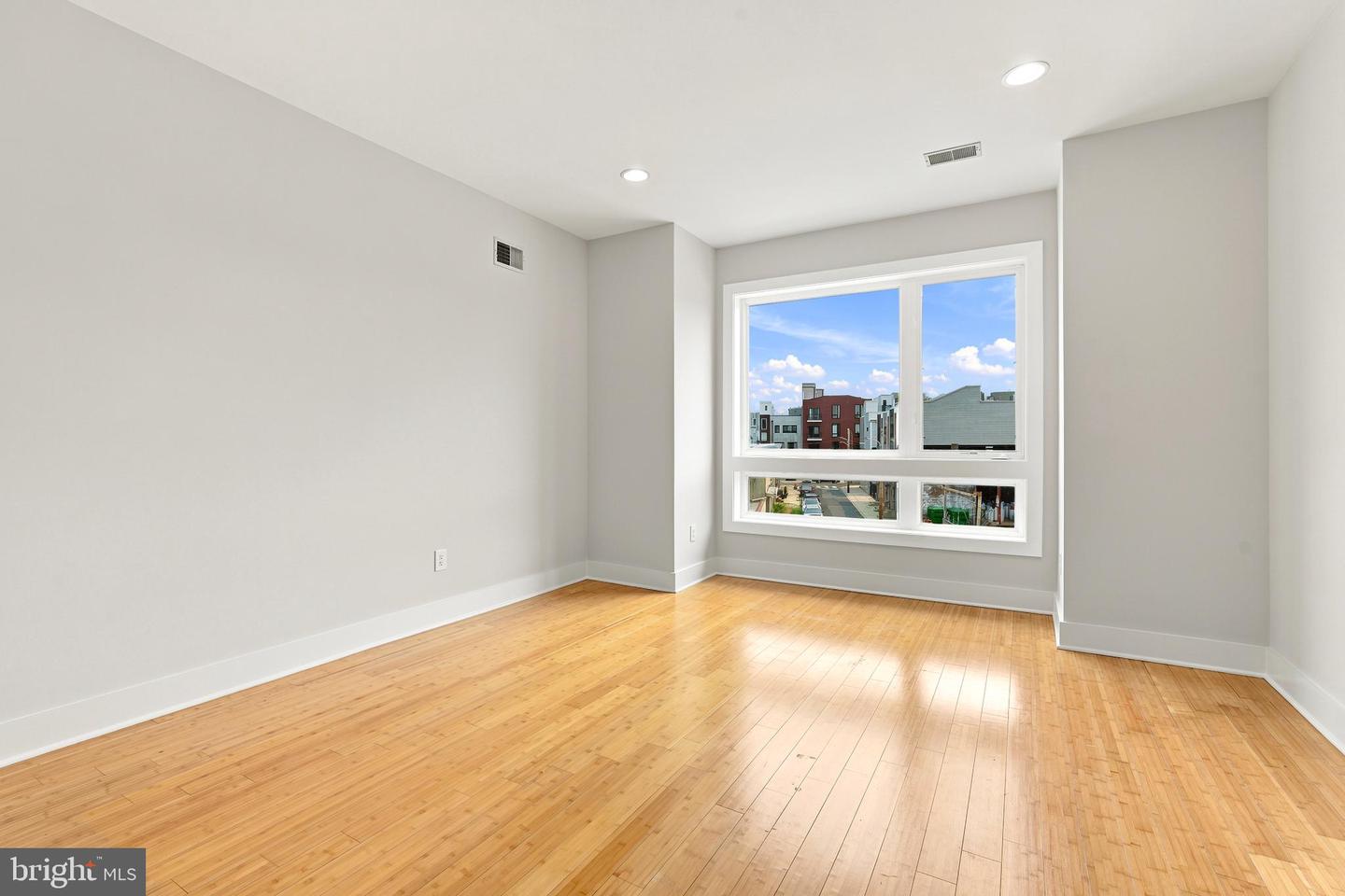 2022 Trenton Ave Property Photo 31