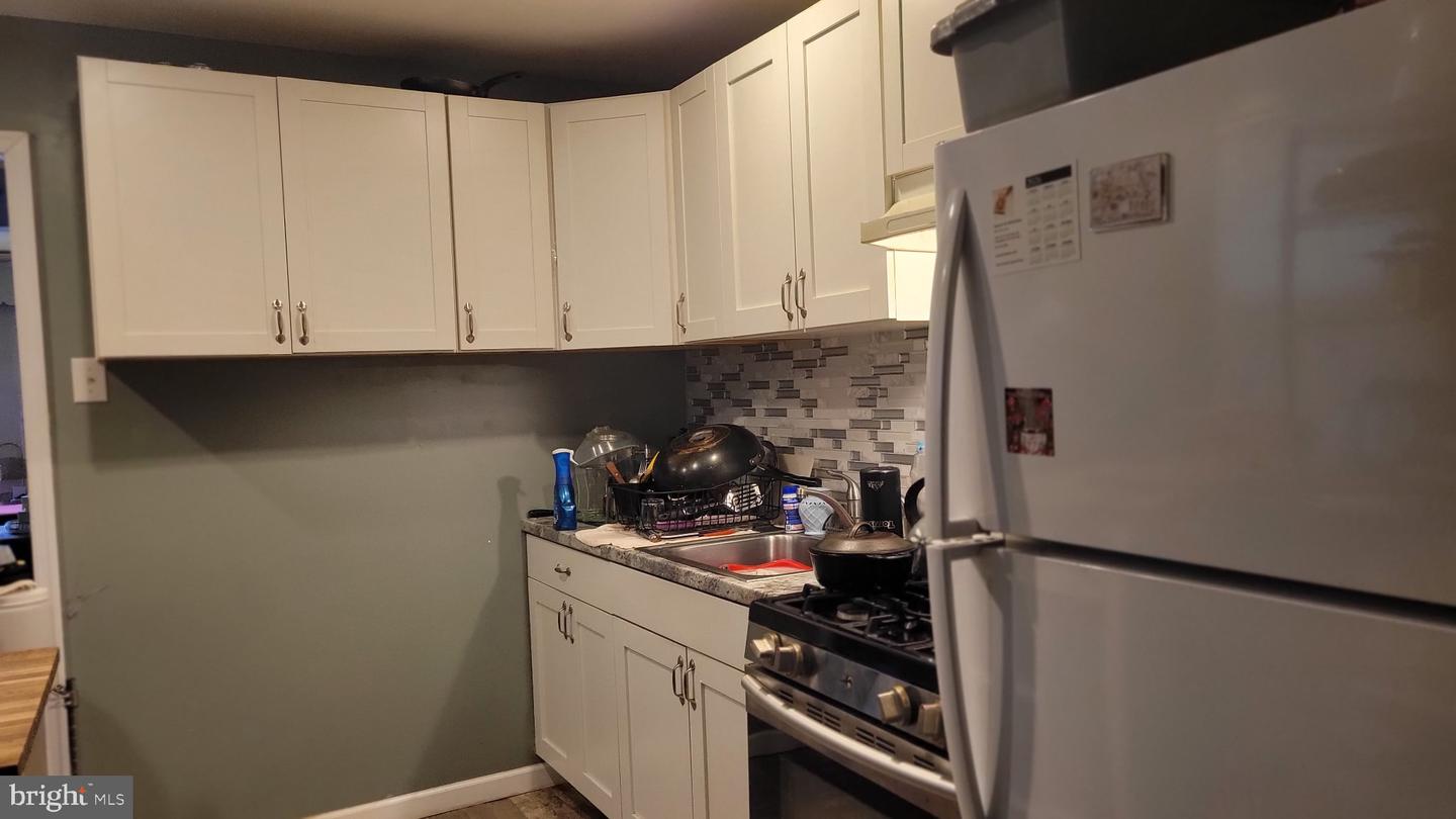 4849 Fairmount Ave Property Photo 4