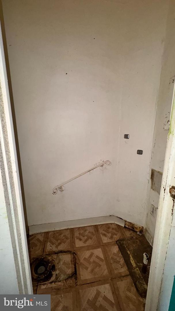 5750 Hegerman St Property Photo 9