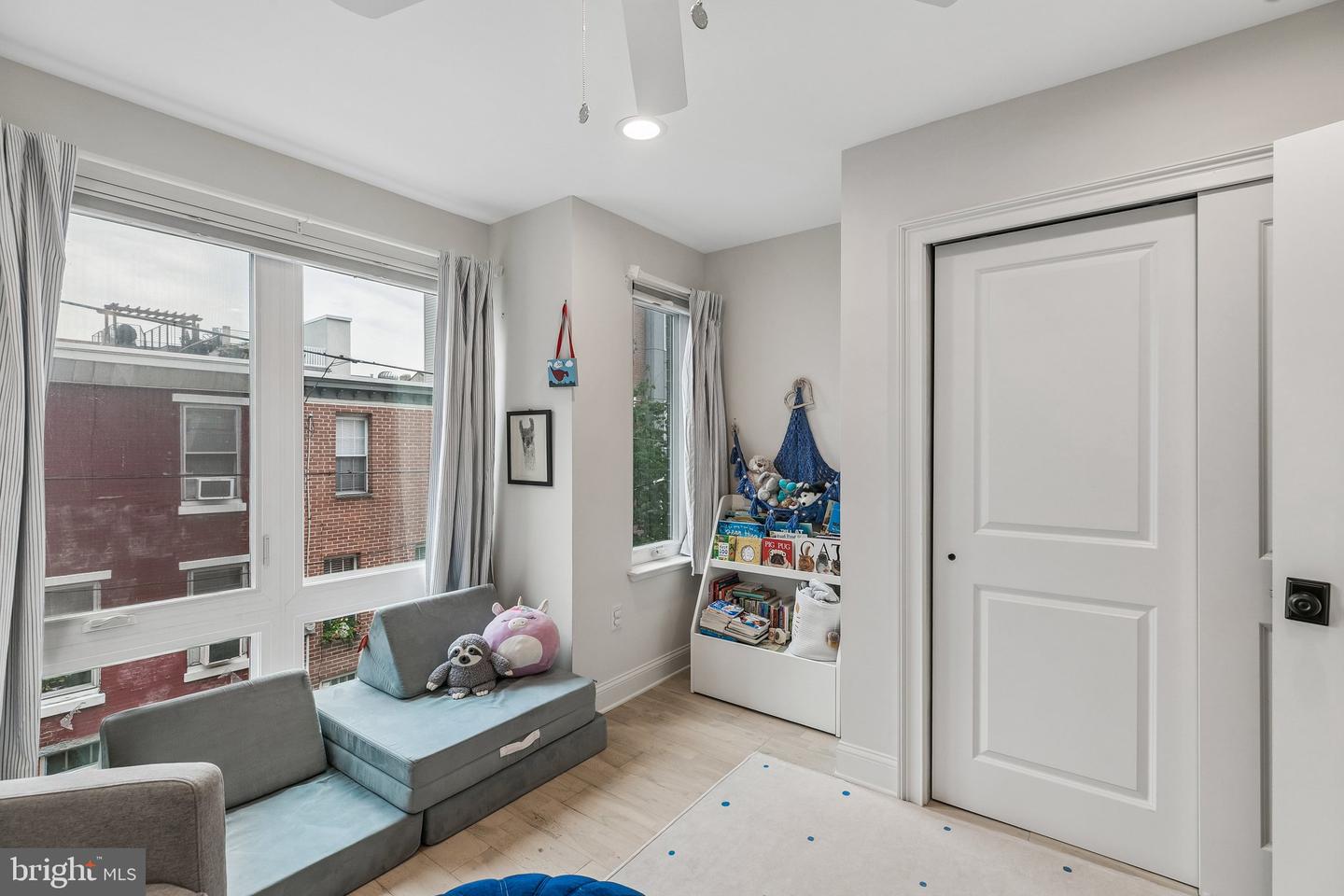 2045 Saint Albans St Property Photo 22