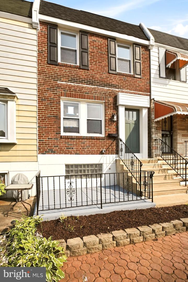 5544-00 Windsor St Property Photo 39