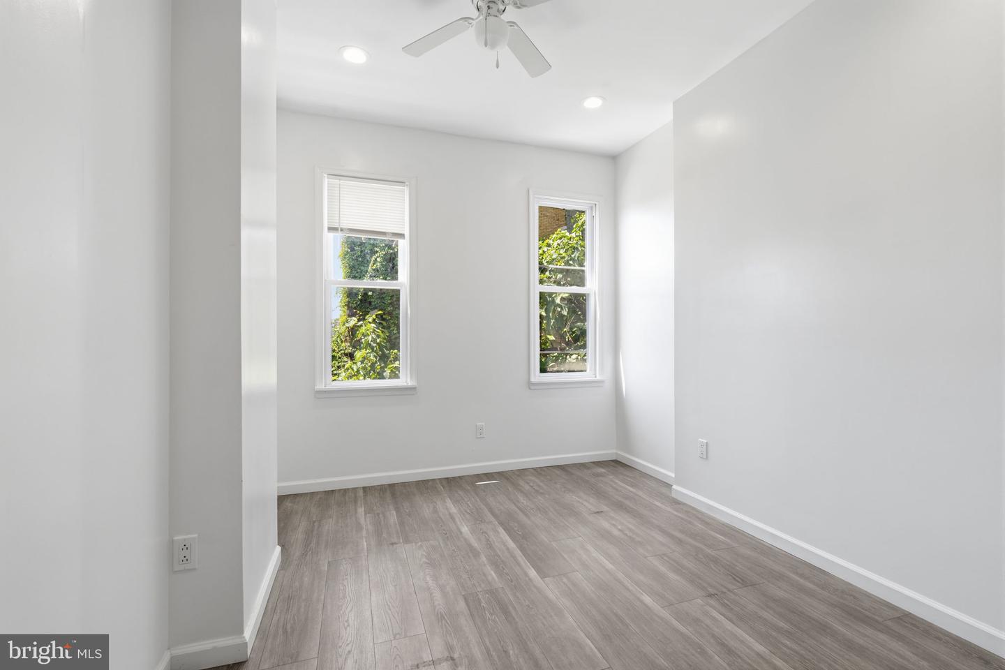 3146 Euclid Ave Property Photo 16