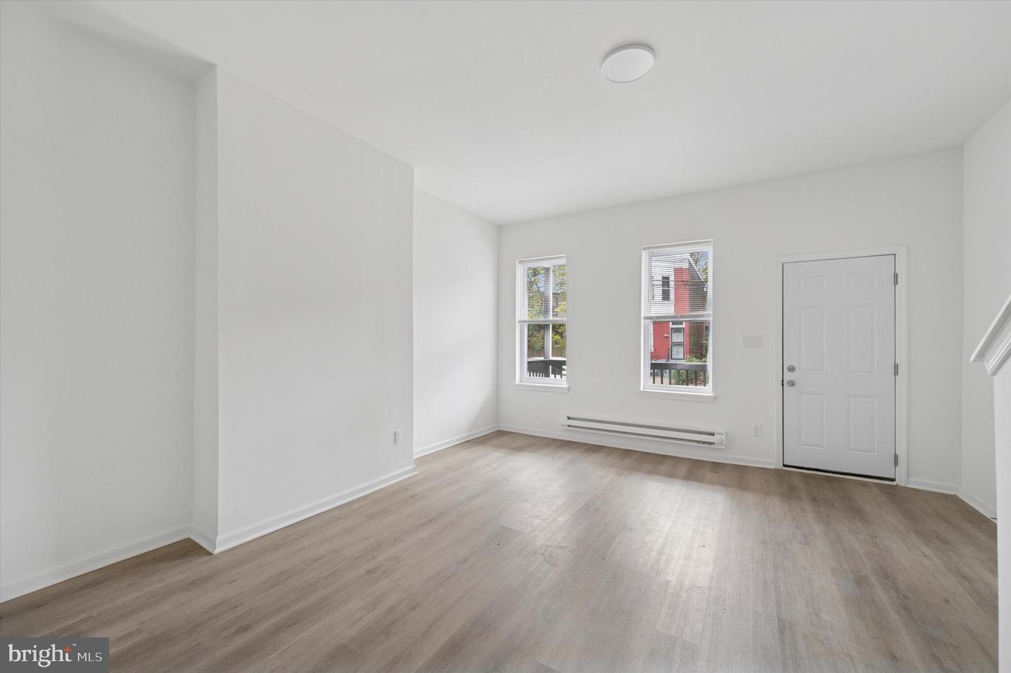 4241 Mantua Ave Property Photo 13