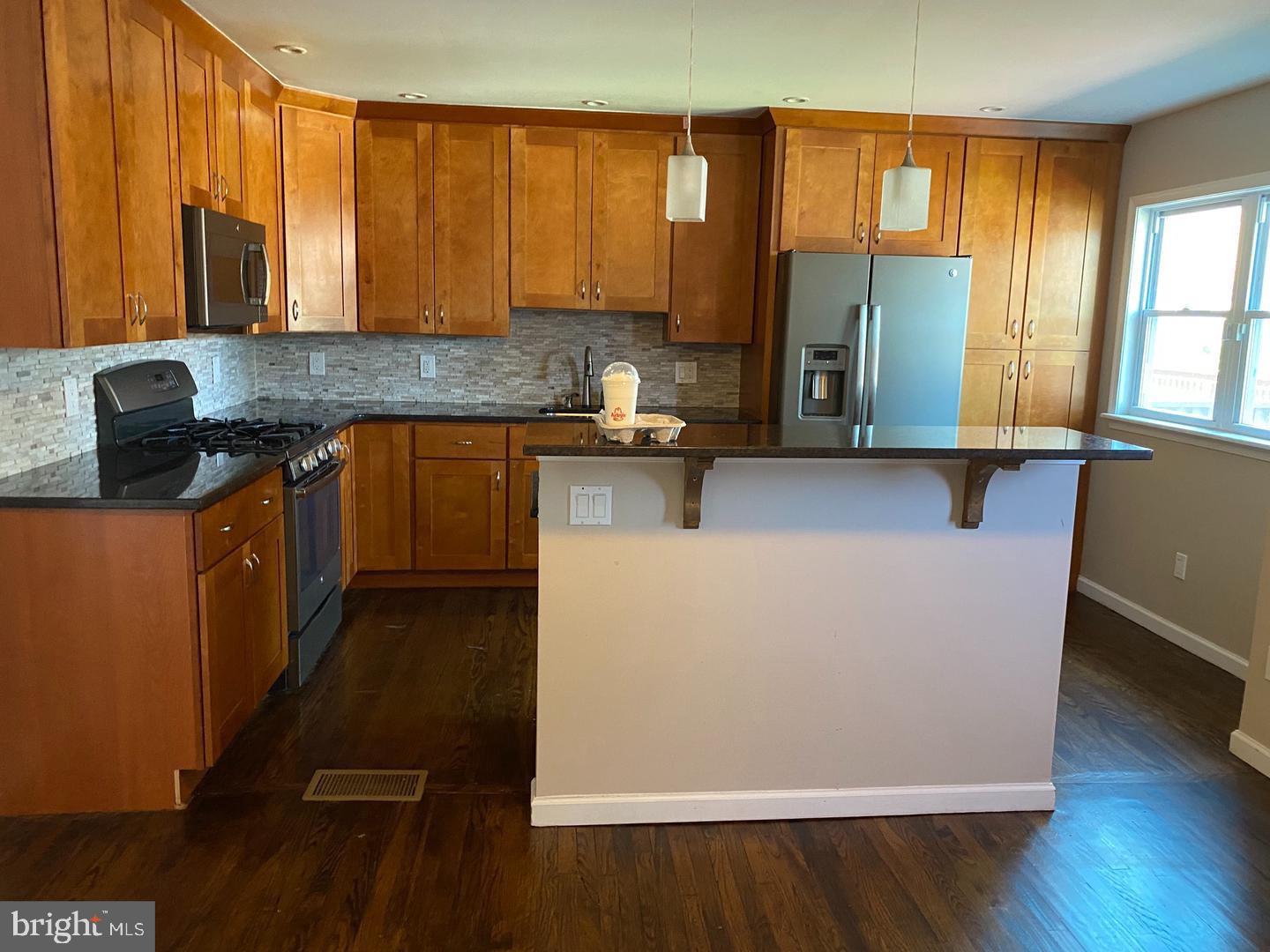 12712 Elnora Rd Property Photo 5
