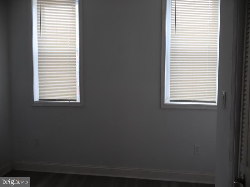 2113 N Woodstock St Property Photo 16