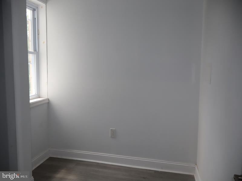 2113 N Woodstock St Property Photo 19