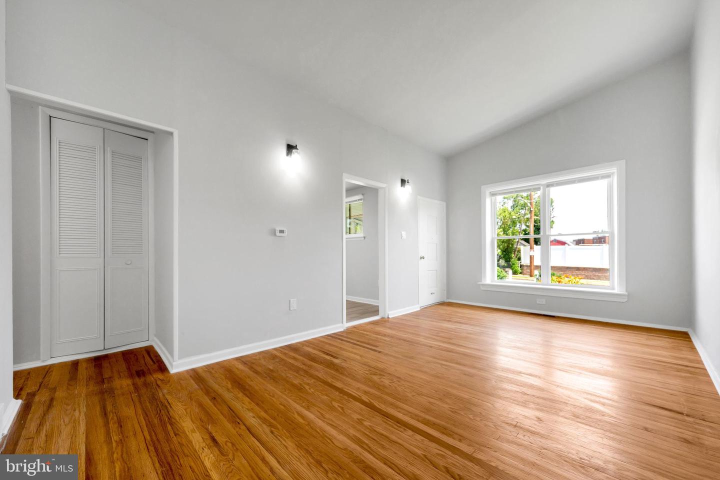 2620 Sperry St Property Photo 3