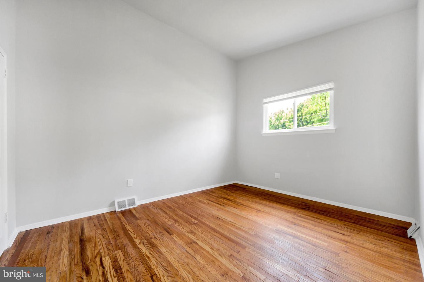 2620 Sperry St Property Photo 8