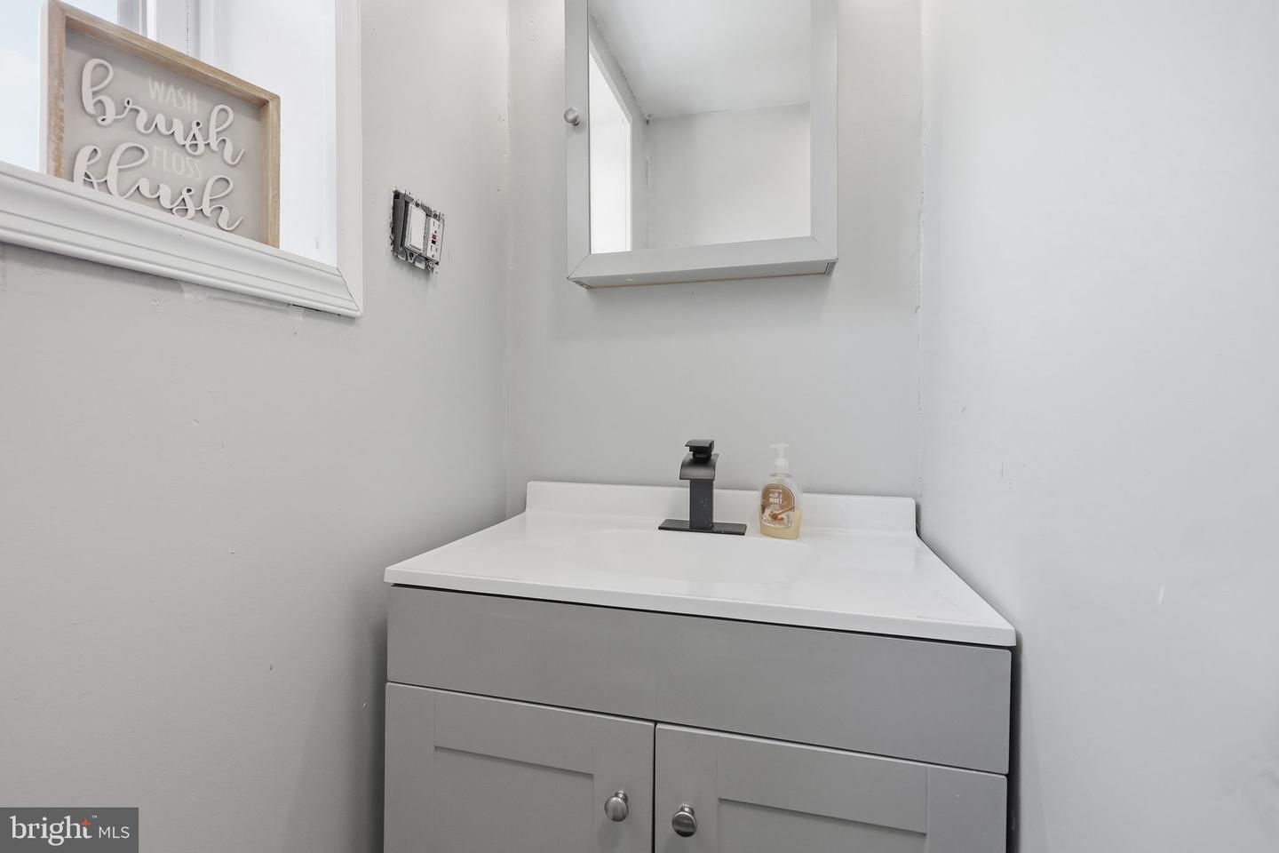 6643 Vandike St Property Photo 13