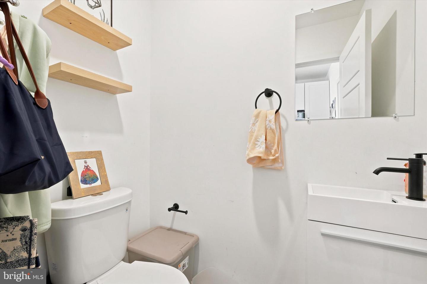 1729 Francis St #1 Property Photo 13