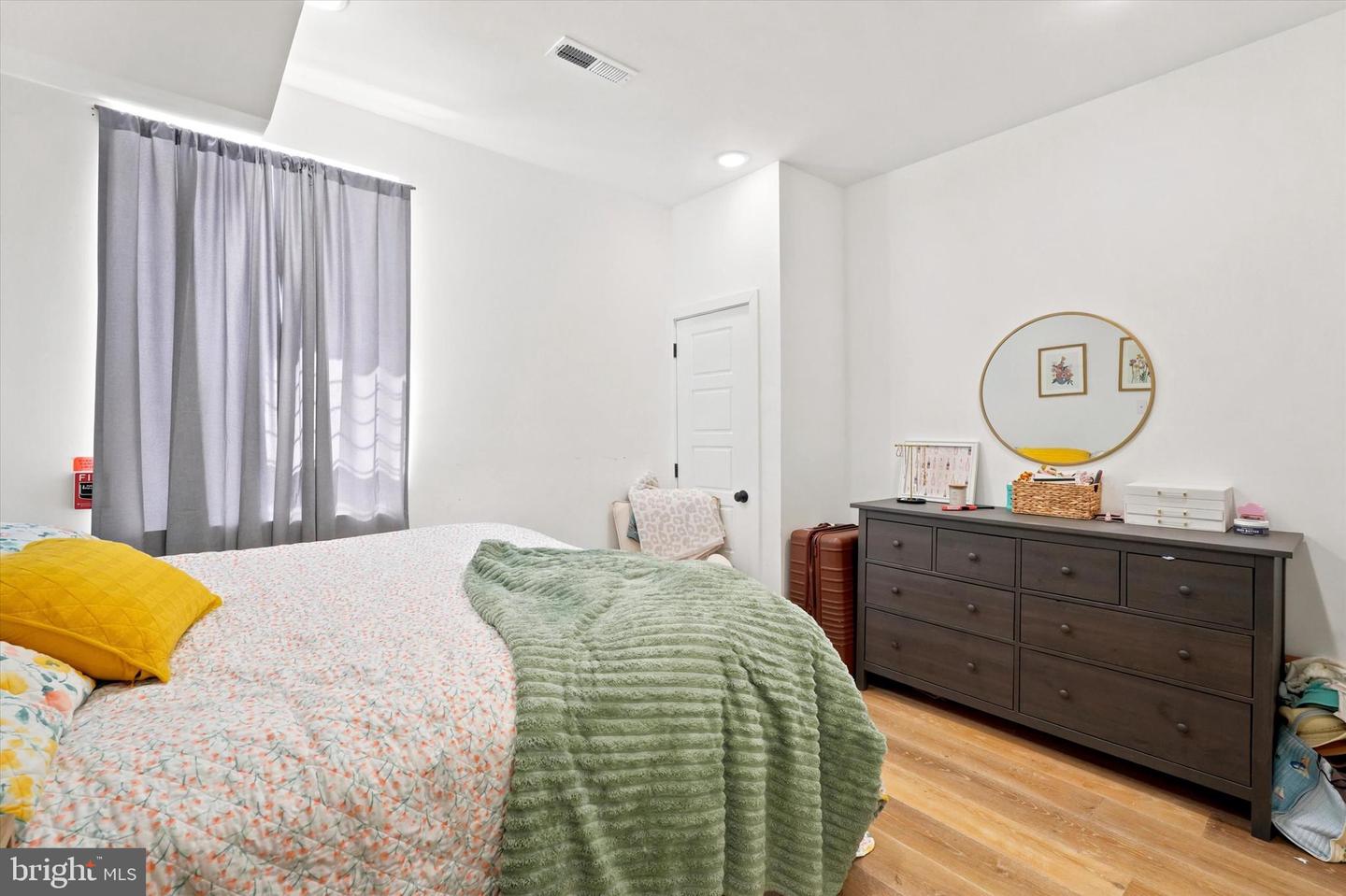 1729 Francis St #1 Property Photo 18