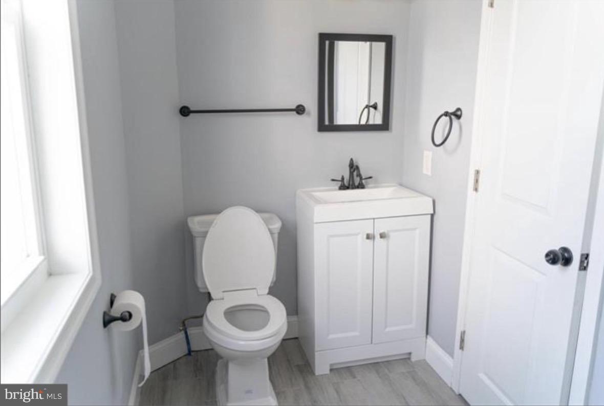 5530 Upland St Property Photo 9