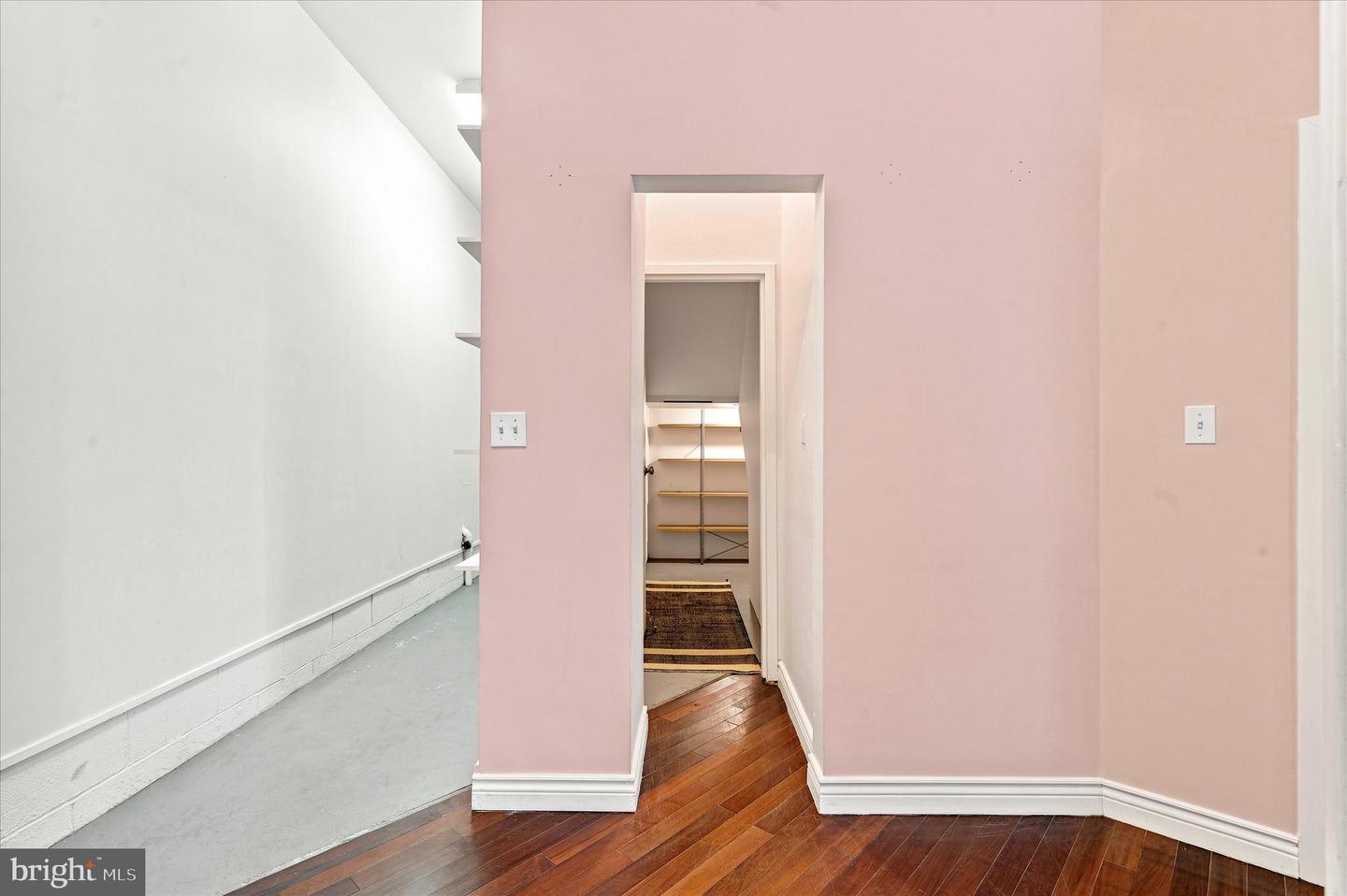 2227 Grays Ferry Ave Property Photo 15
