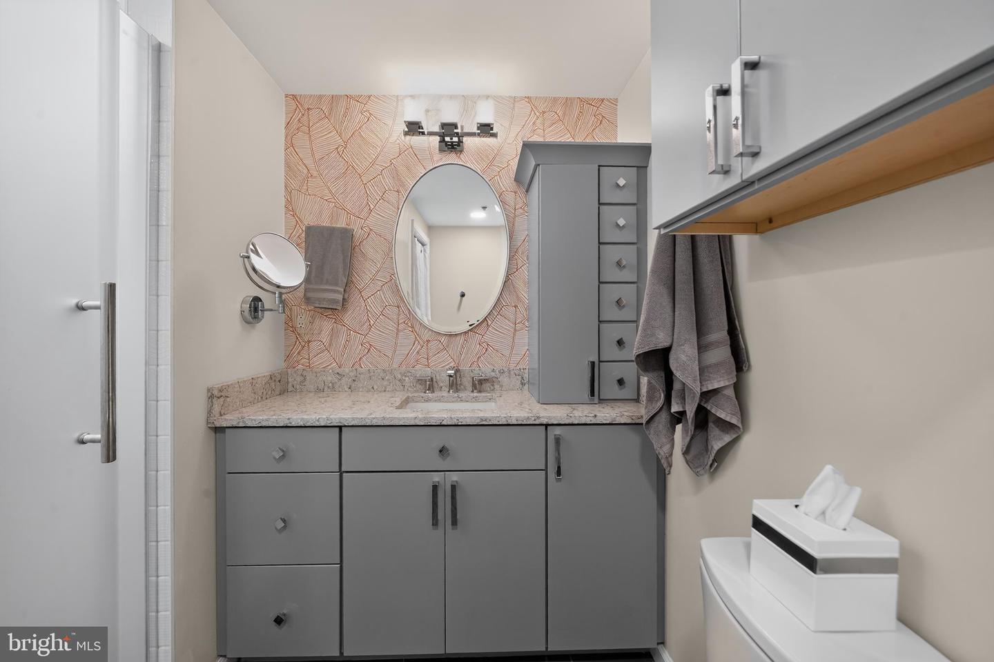444 N 4th St #202 Property Photo 24