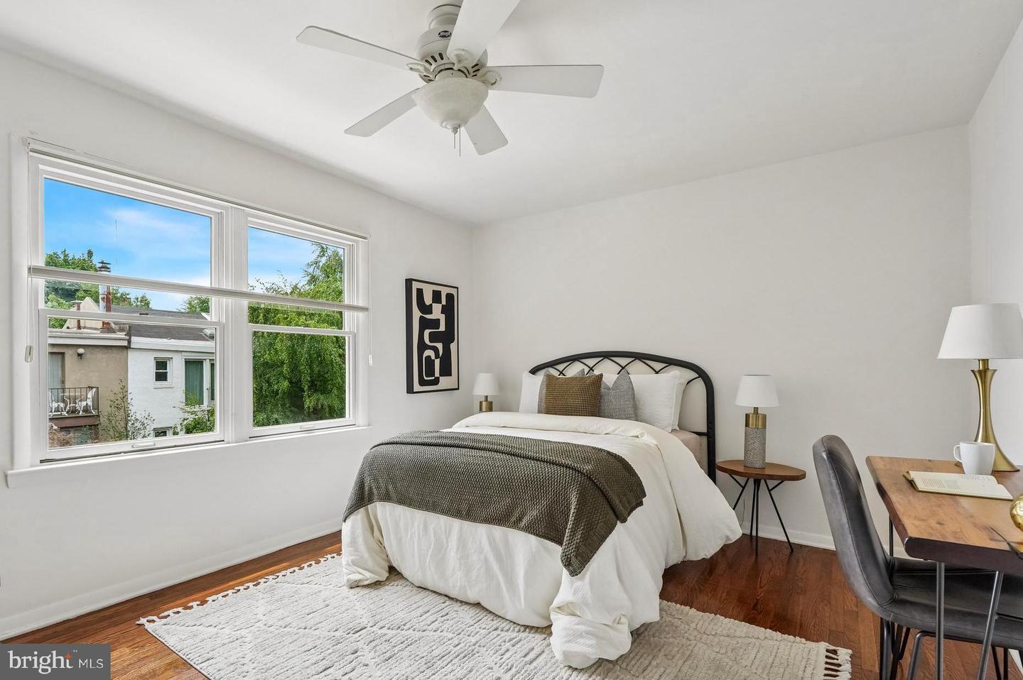 1732 Lombard St Property Photo 23