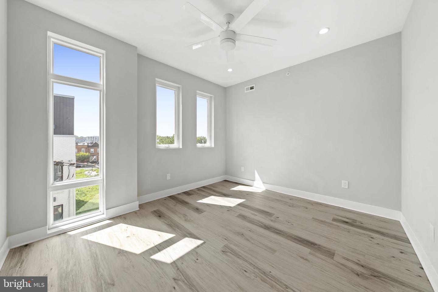1517 N Marston St Property Photo 34