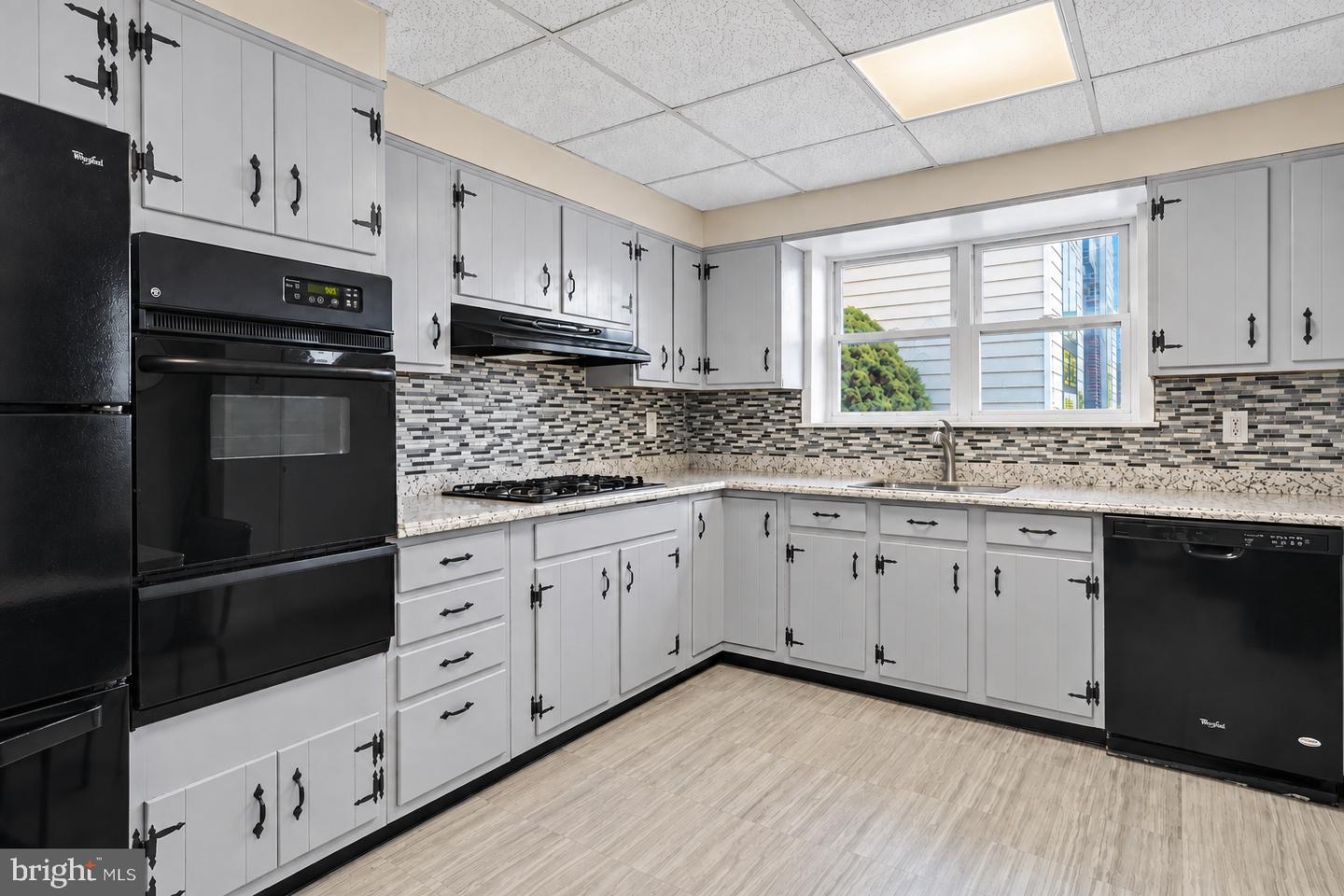 154 W Salaignac St Property Photo 8