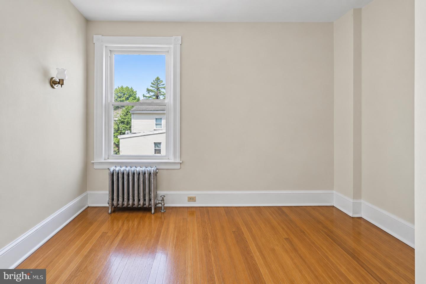 154 W Salaignac St Property Photo 18