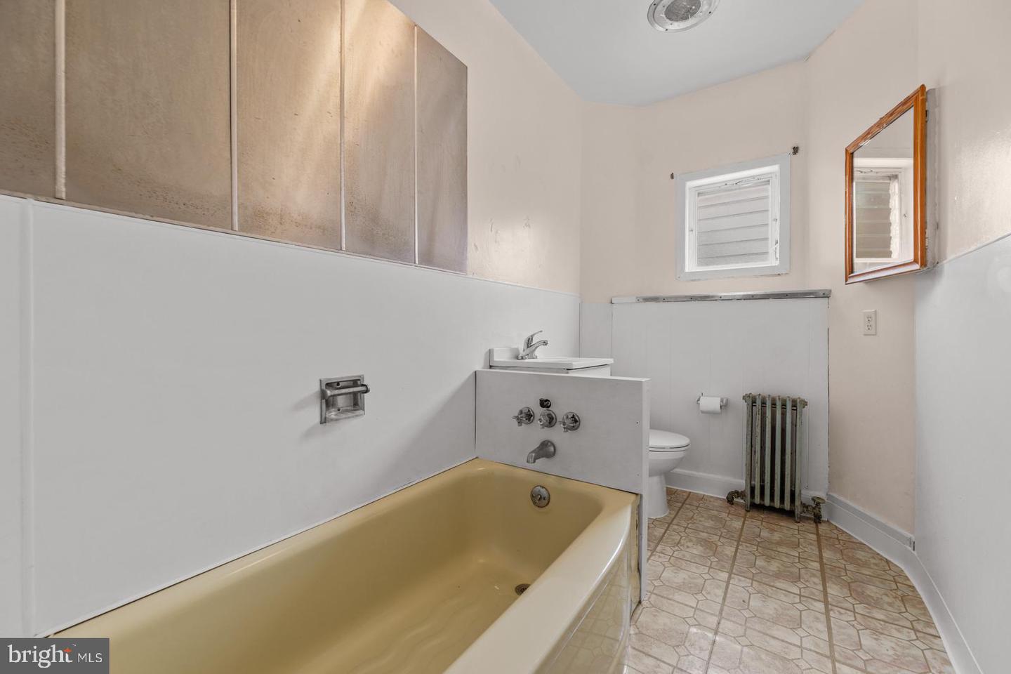 316 Loney St Property Photo 22