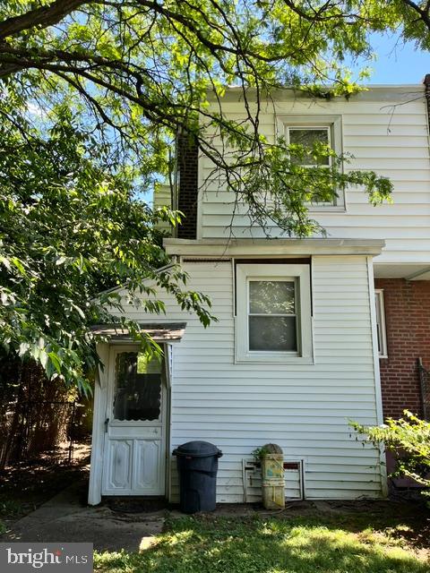 7514 Tabor Ave Property Photo 3