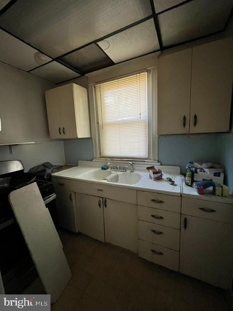7514 Tabor Ave Property Photo 10