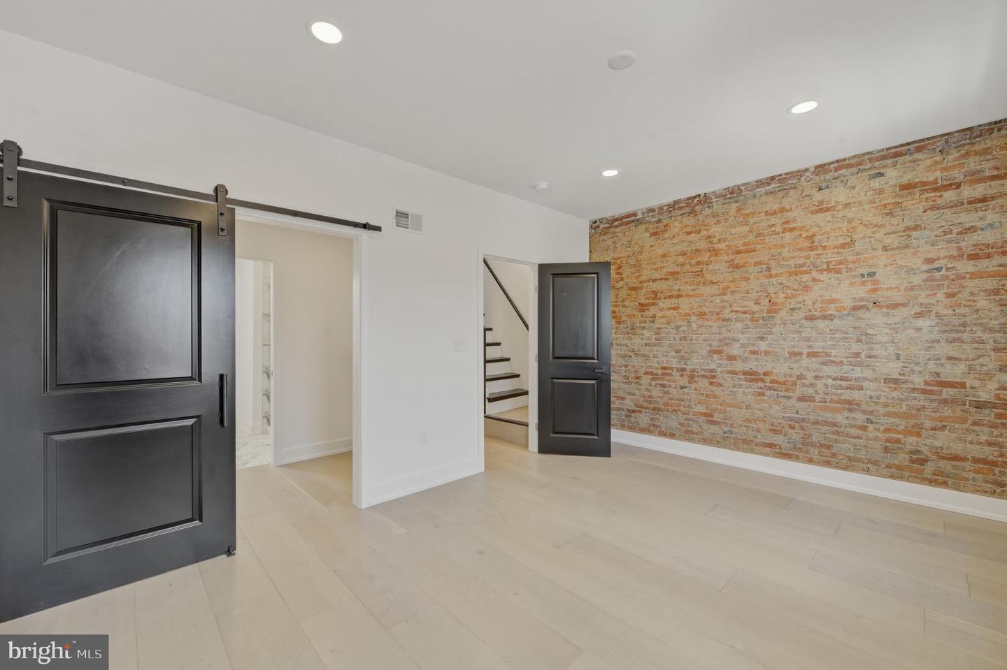 1110 Pierce St Property Photo 26
