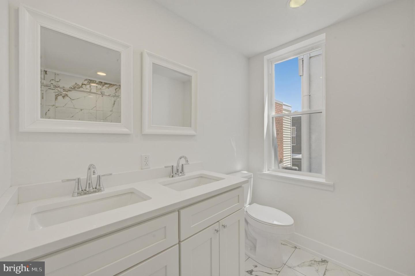 1110 Pierce St Property Photo 32