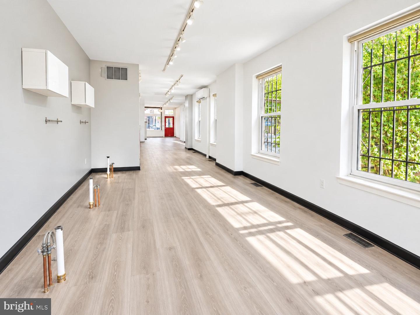238 S 11th St #first Floor Property Photo 3