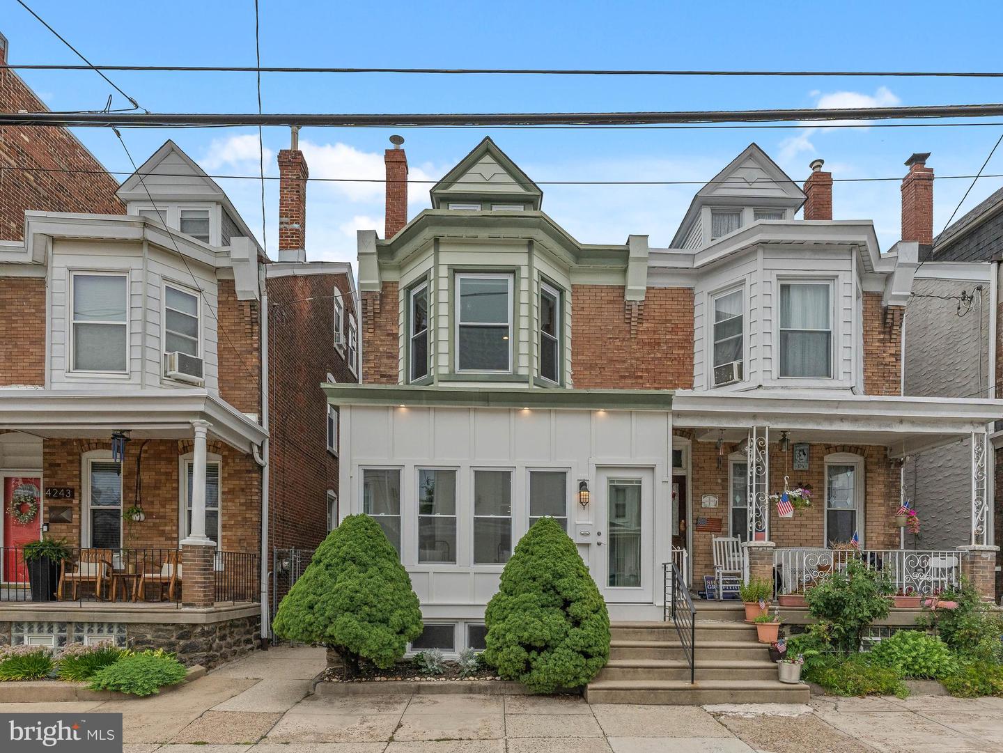 4241 Pechin St Property Photo 3