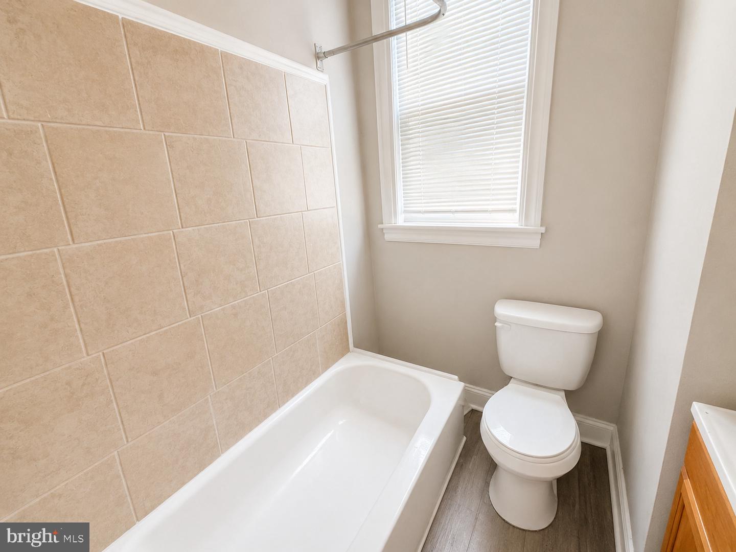 2333 W Firth St Property Photo 15