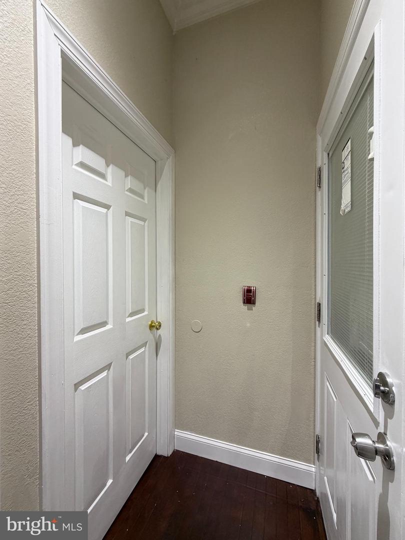 1415 Ellsworth St Property Photo 6