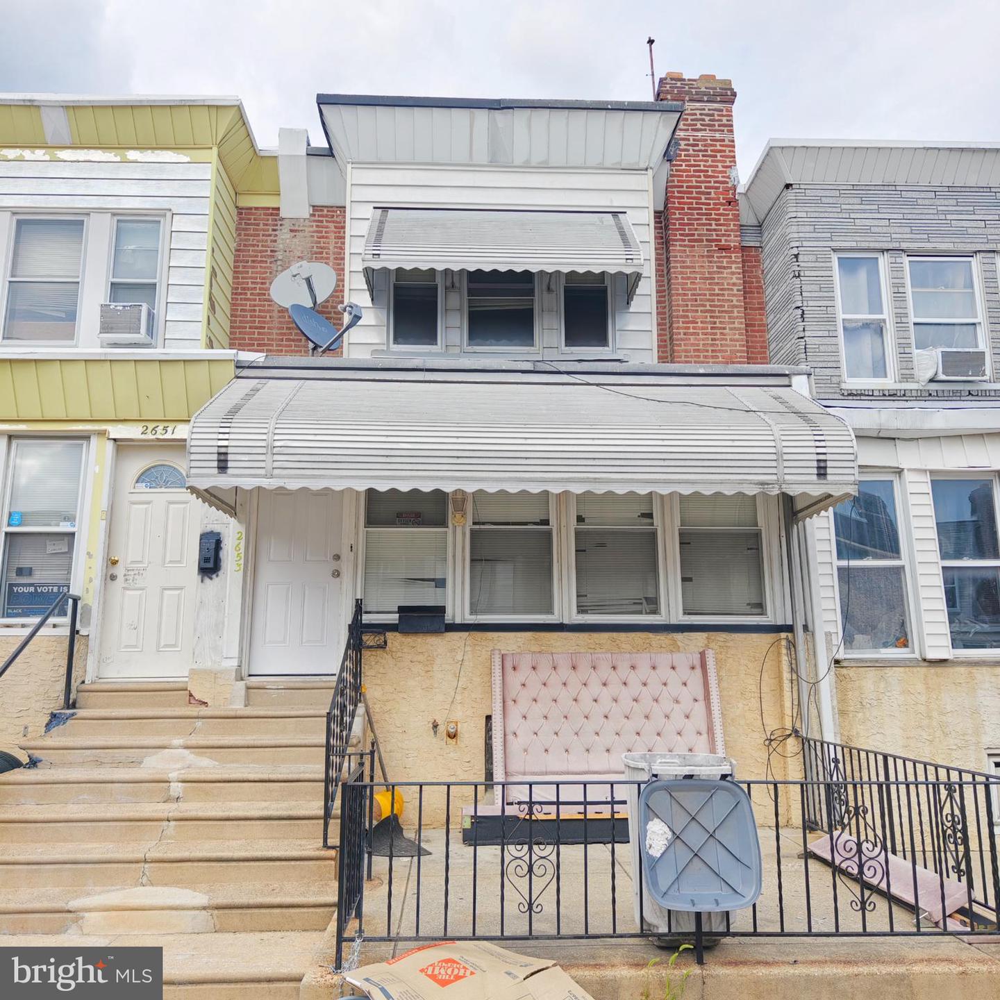 2653 S DAGGETT ST Property Photo 1