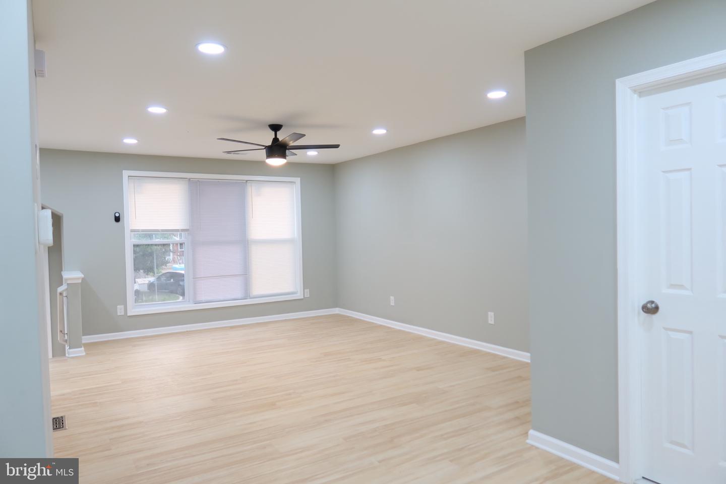 10938 Modena Pl Property Photo 28