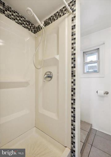 2223 Frankford Ave Property Photo 39