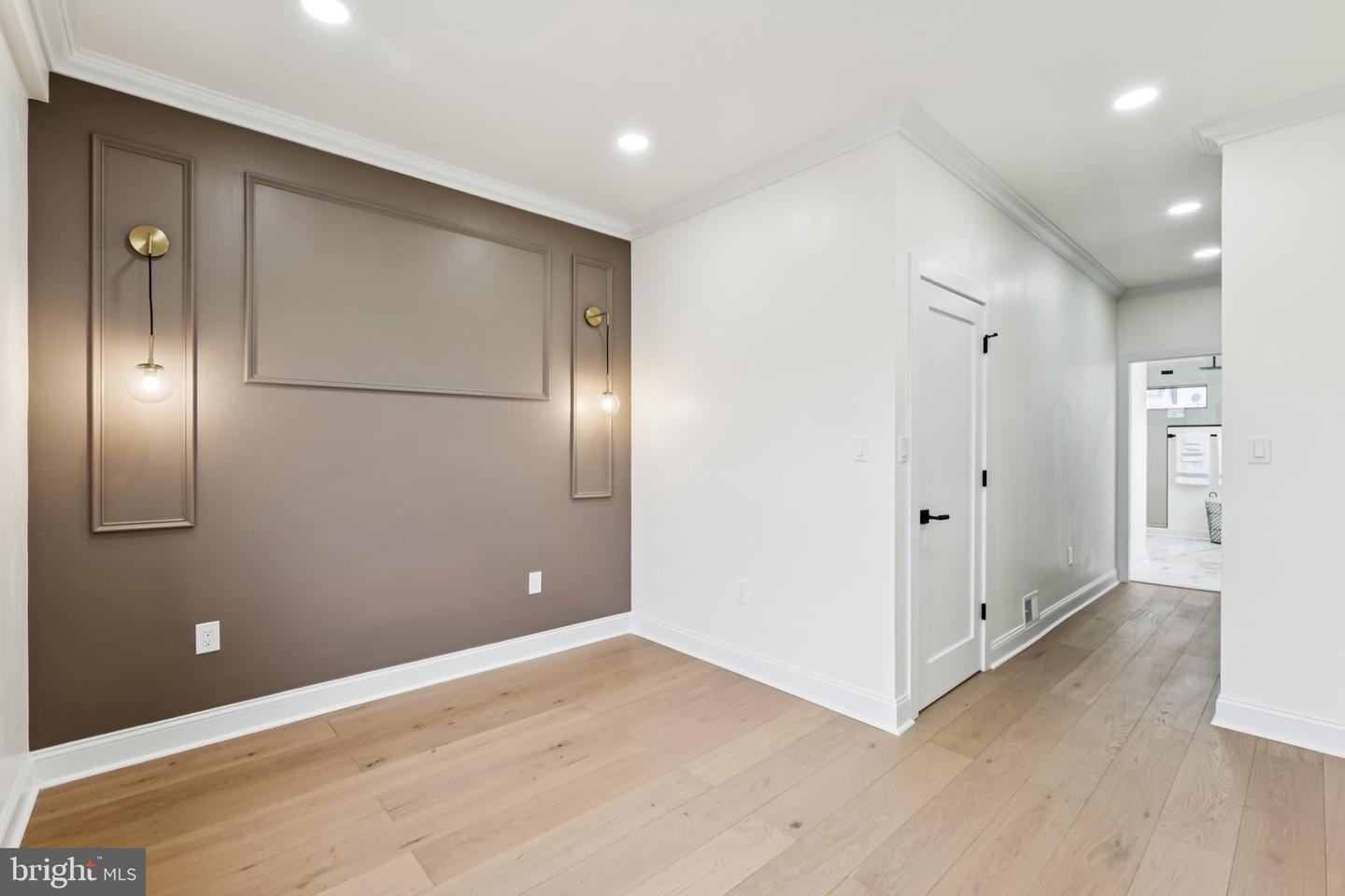 1031 Ellsworth St Property Photo 24