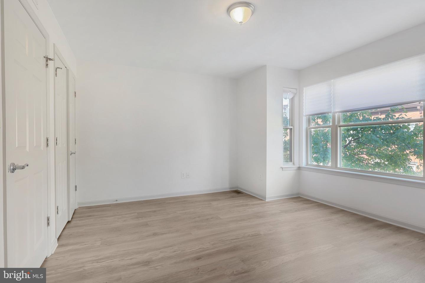 739 S 13th St #b Property Photo 18
