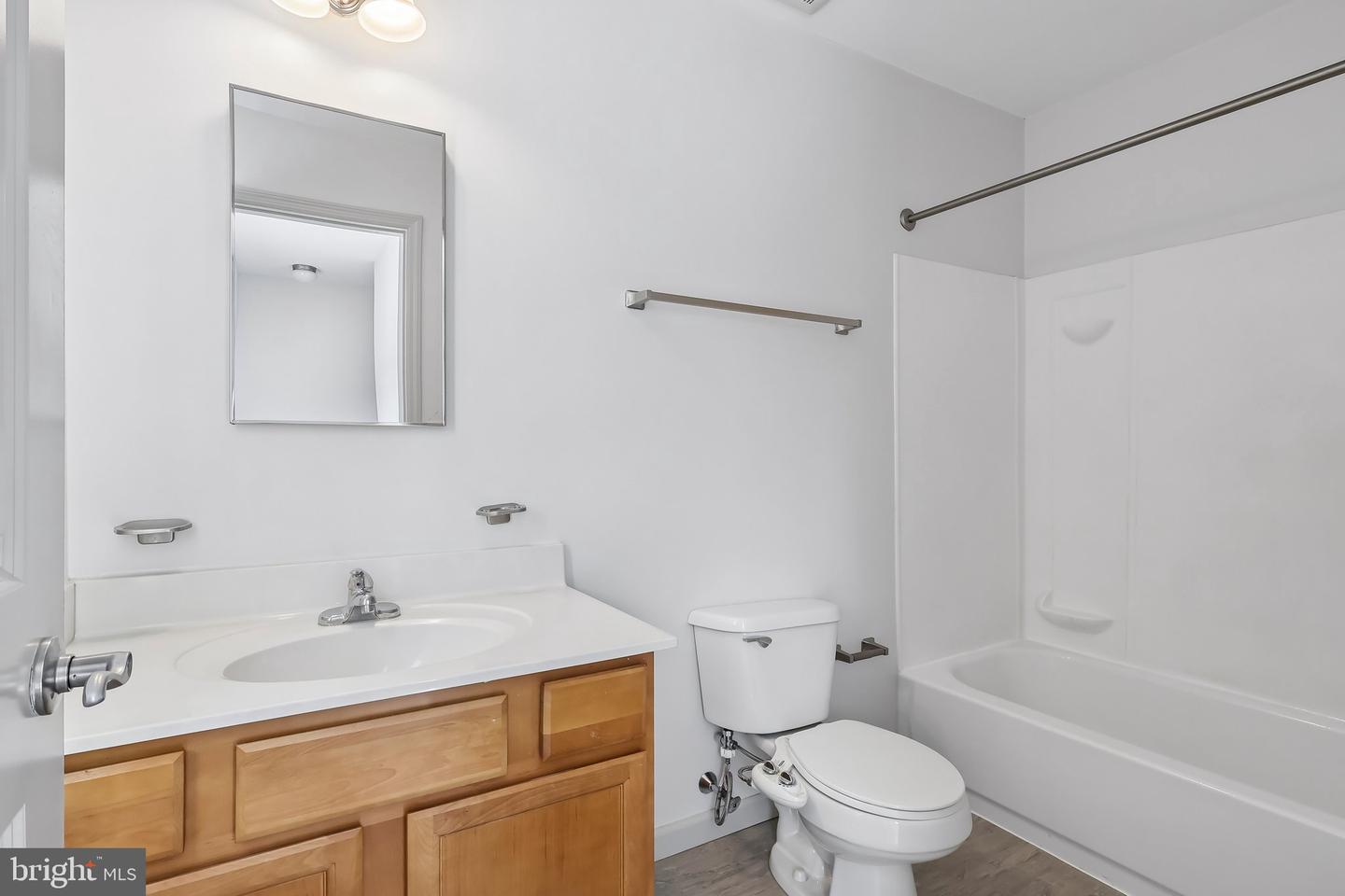 739 S 13th St #b Property Photo 20