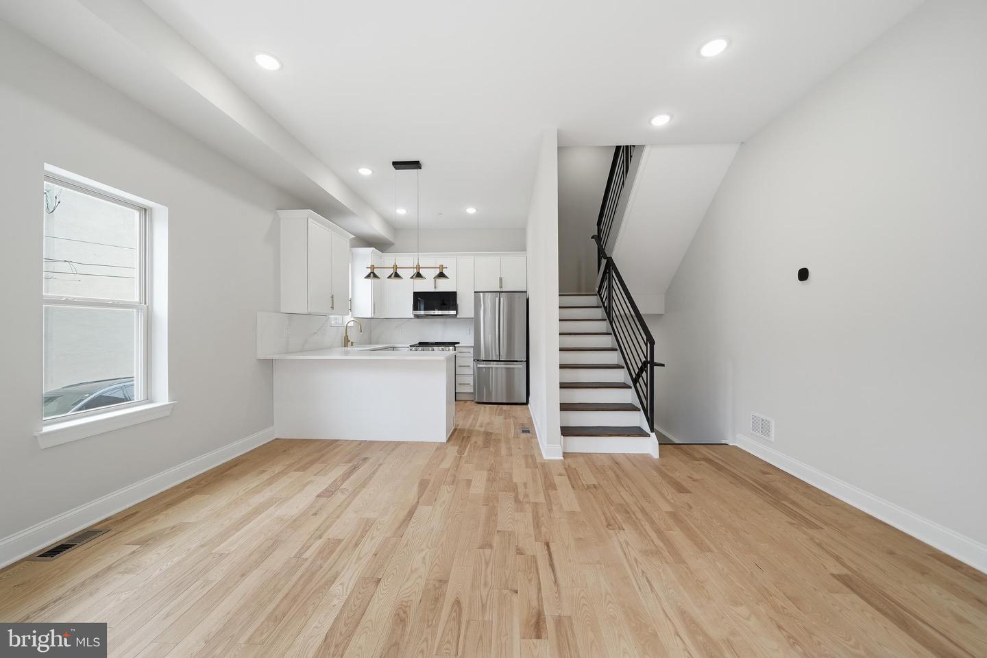 1826 S 22nd St #b Property Photo 2